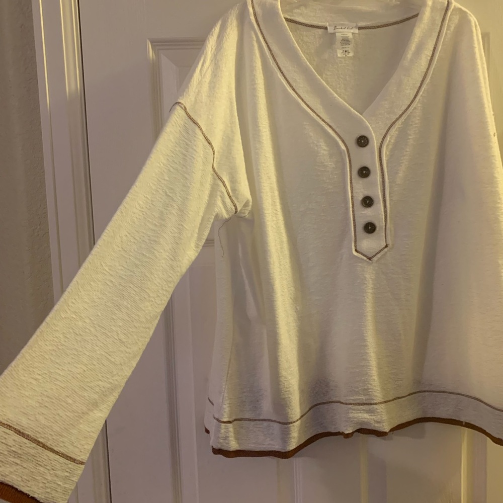NWOT Top XL - Picture 3 of 4
